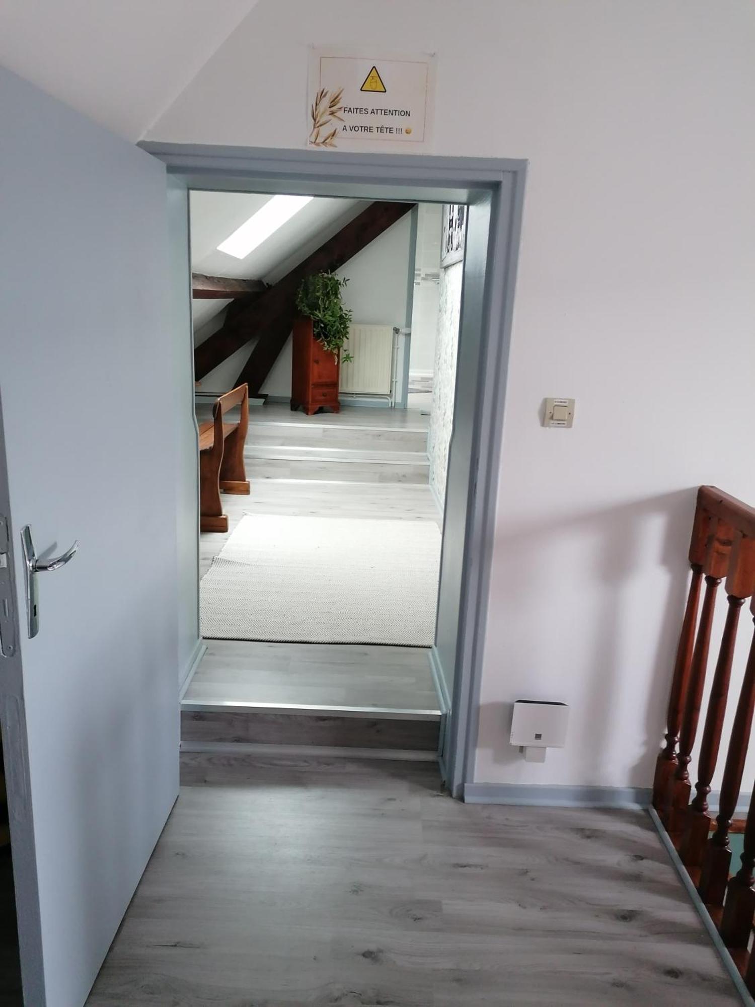 Lola Apartment Montigny-Sur-Crecy Bagian luar foto